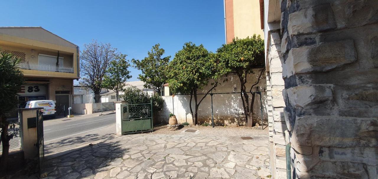 Appartement Entier Au Dessus De Villa, Climatisation Reversible Poele A Bois Tres Chaleureux , Wi Fi Parking Privee Gratuit Situation 500 M, Plage Et Centre Ville Санарі-сюр-Мер Екстер'єр фото